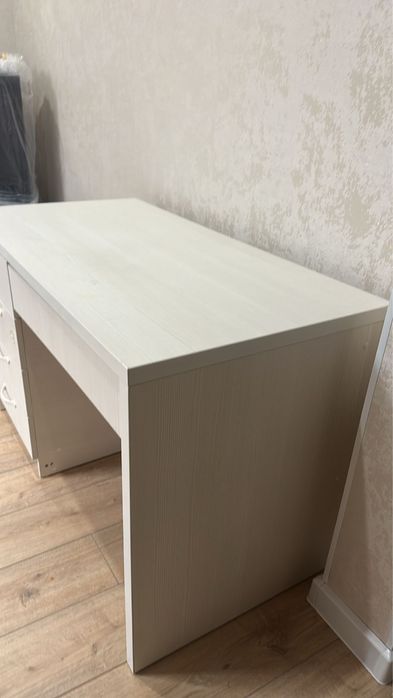 Стол писменный для школьника