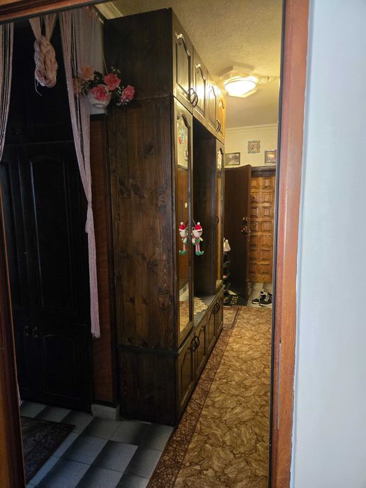 Продамам 3 ст.апартамент тухла,гр.Самоков кв.Самоково бл.1