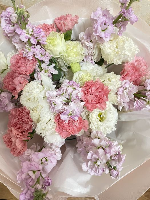 букет цветов Zhan flowers