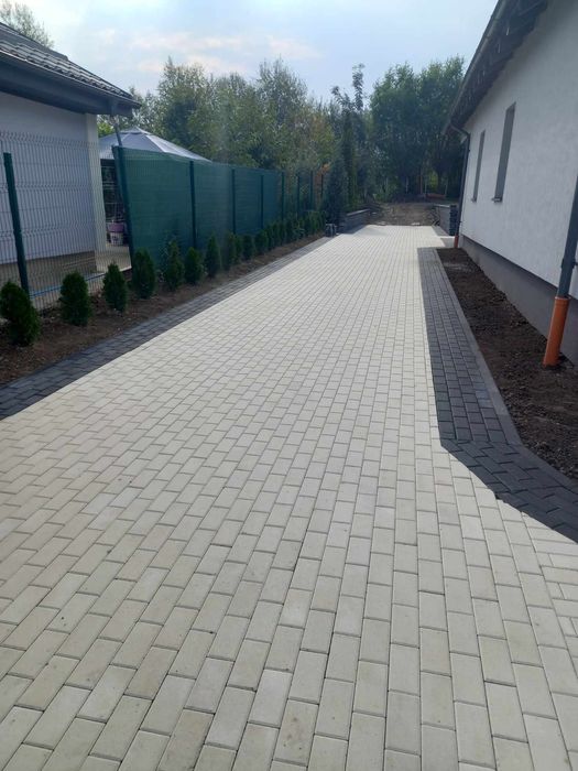 Execut lucrări de pavaje