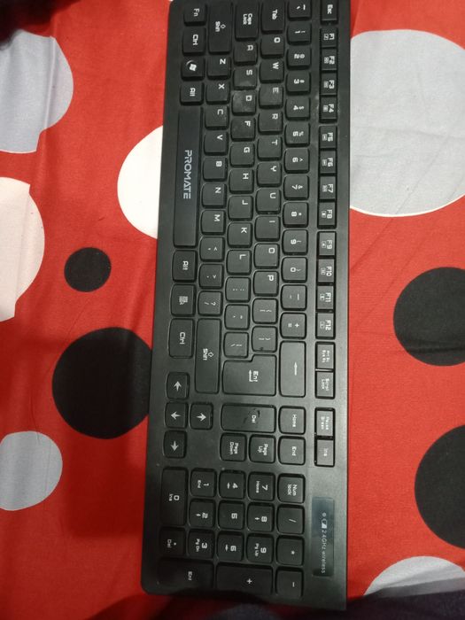Vând  PC unitate tastatura și mouse