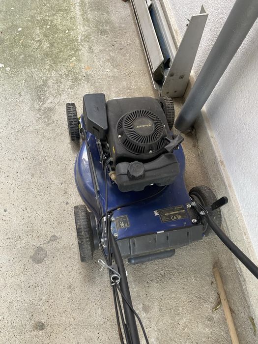 Самохдна бензинова косачка