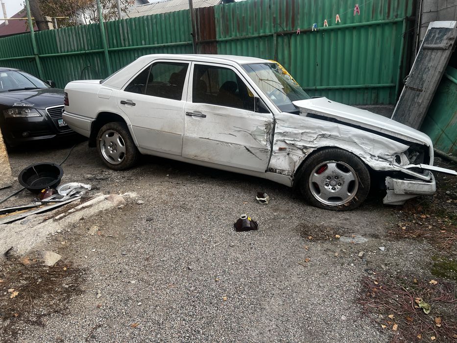 Мерс 124,  2.2. Автомат