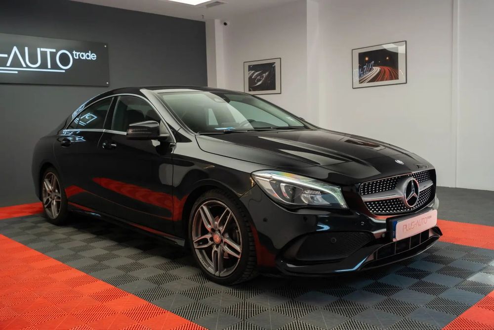 Mercedes-Benz CLA 200 Mercedes-Benz CLA 200D AMG LINE