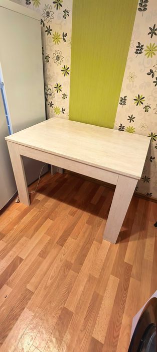 Стол кухонный 110 см на 70 см