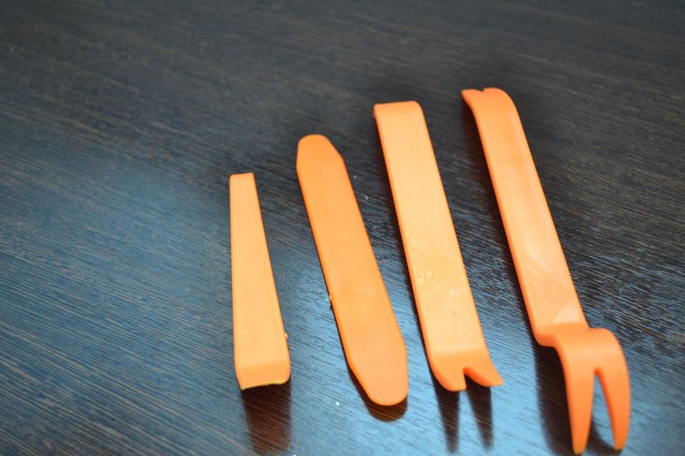 Инструмент для снятия обшивки и разборки салона авто