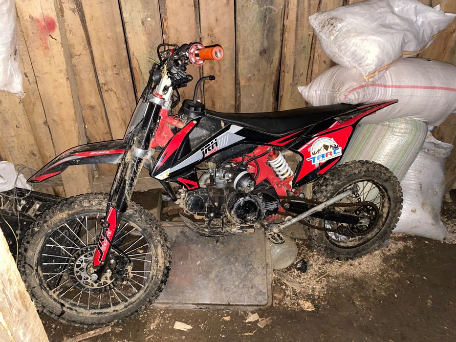 Motocros jrh 125 cc in stare foarte buna