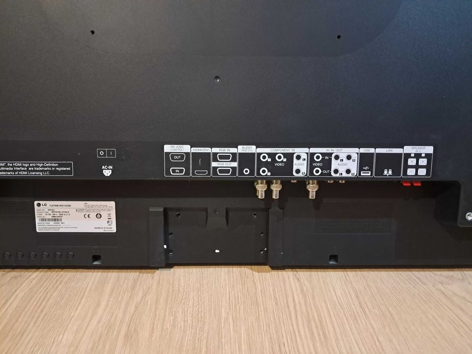 Monitor LG Flatron M4214CCBA 42" LCD Professional Full HD