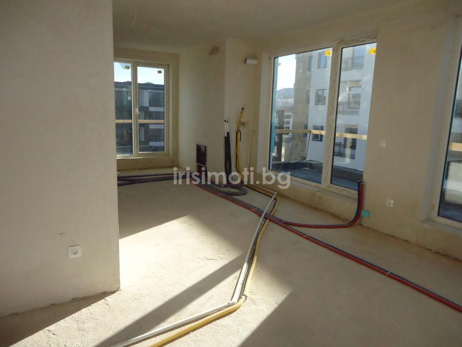 Продава се Тристаен апартамент в София, Студентски град - 141 кв.м за 1055 €/кв.м - Снимка #1