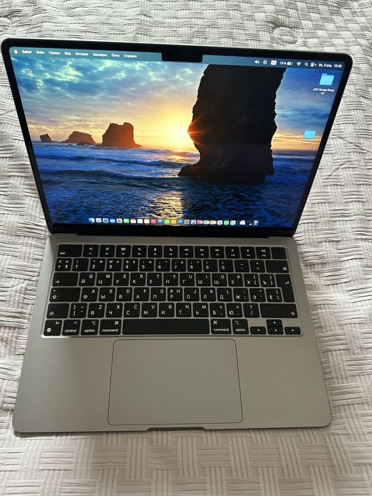 MacBook Air M2 2022