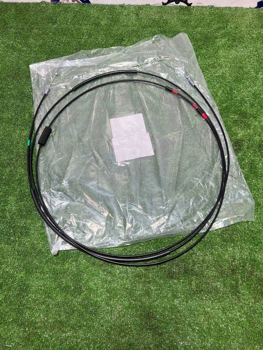 тросс багажника на тойоту камри 40