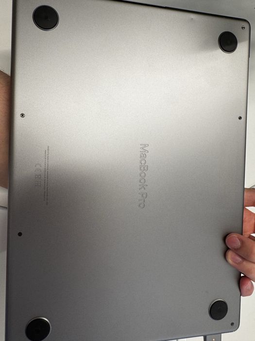 Macbook 14 M1 Pro 2021
