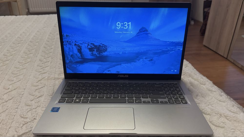 Laptop Asus Z515MA