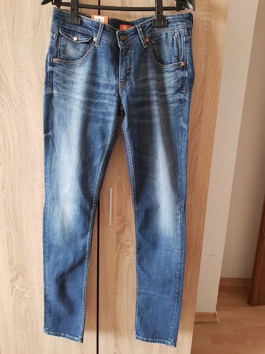 Дамски дънки размер W32/ L34