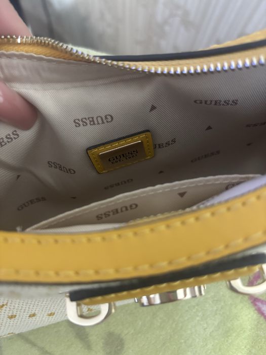 Сумка Guess новая