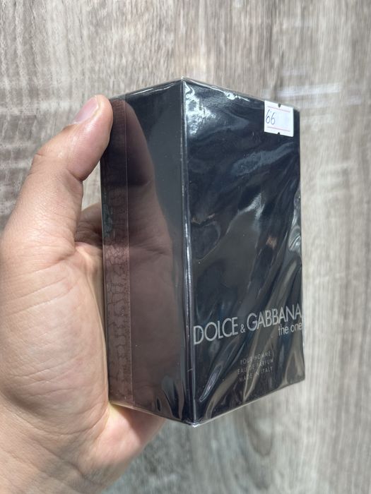 Dolce Gabbana the one
