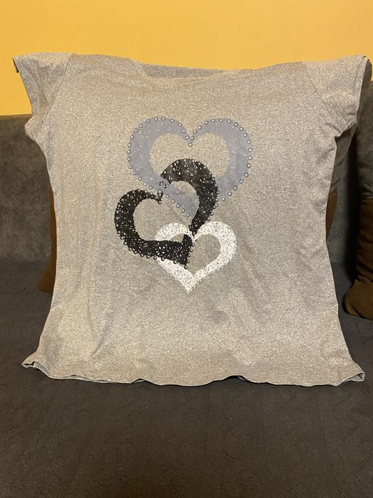 Дамска тениска Л размер