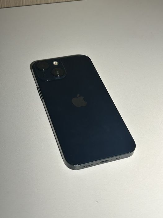 iPhone 13 mini accept si schimburi