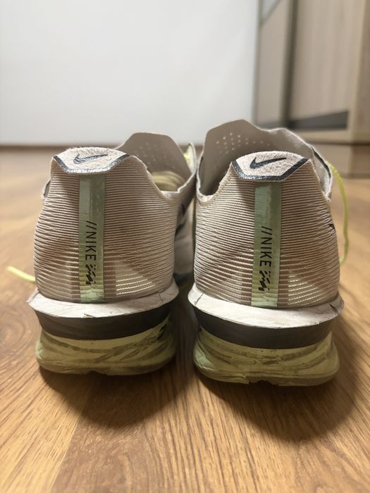 Продам Nike Vapofly 4