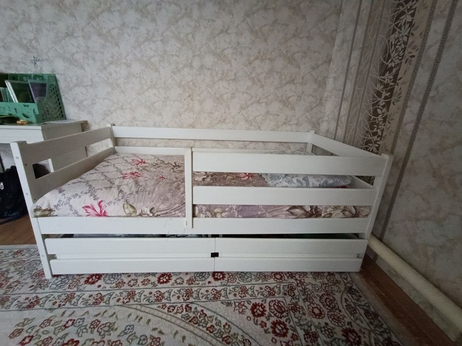 Продам детский кровать