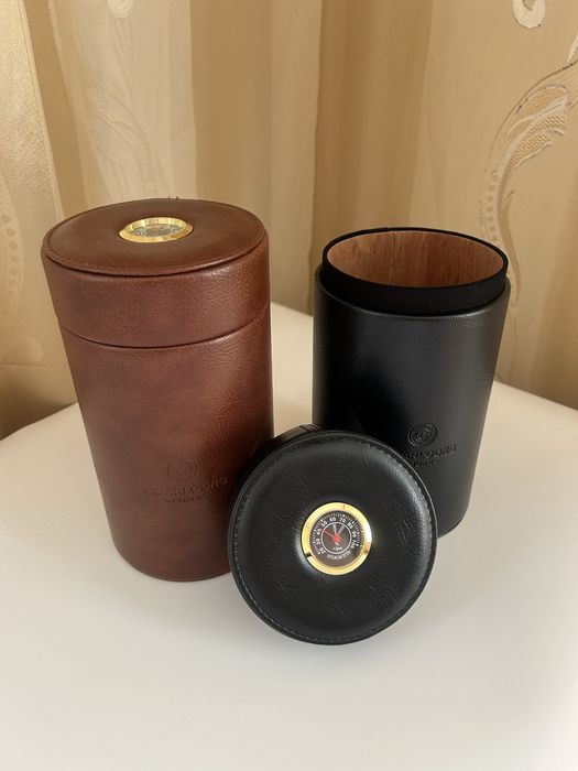 Луксозен преносим хумидор за пури – 18 пури, кедър и хигрометър