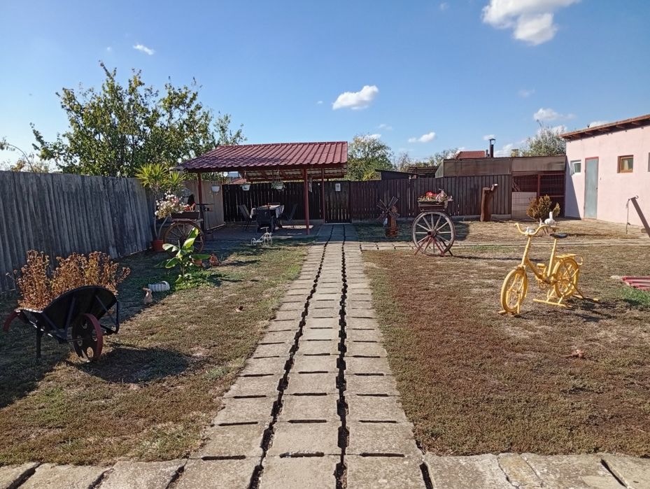 Vând casă in Sofronea