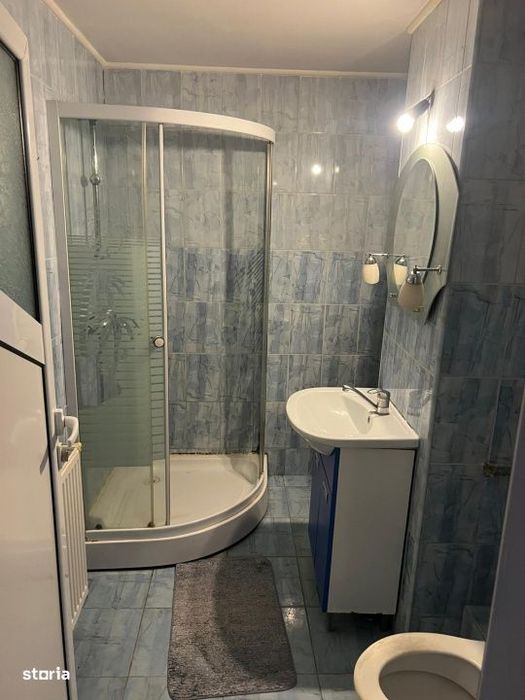 Apartament 3 camere, 70 mp, Bals zona Jiu