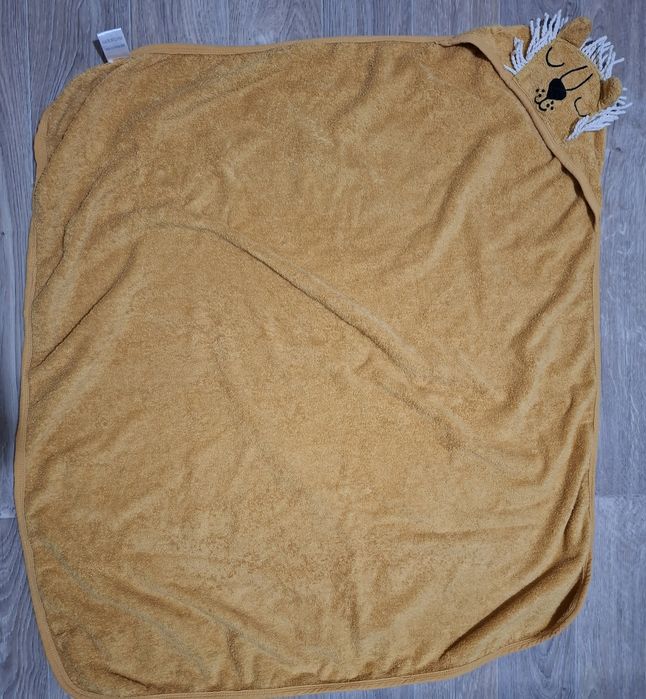 Детское полотенце с капюшоном 80 на 80