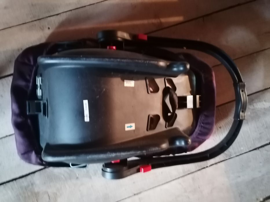 Vand cărucior copii și scoica