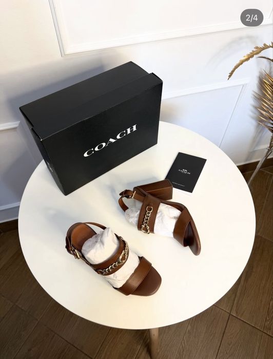 Босоножки Coach