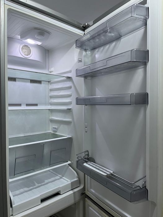 Frigider Arctic A+ No frost