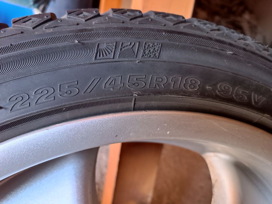Jante cu anvelope 225/45/R18 95V