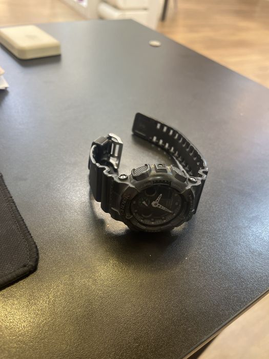 Продам часы g-shock