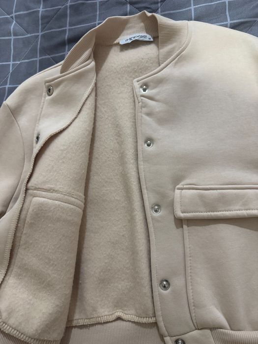 Куртка, кожанка, джинсовка женские