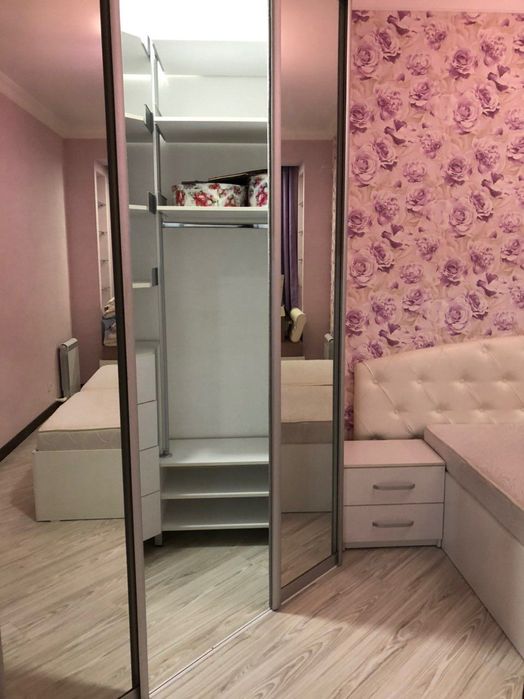 Сдам свою квартиру в районе ЦУМа