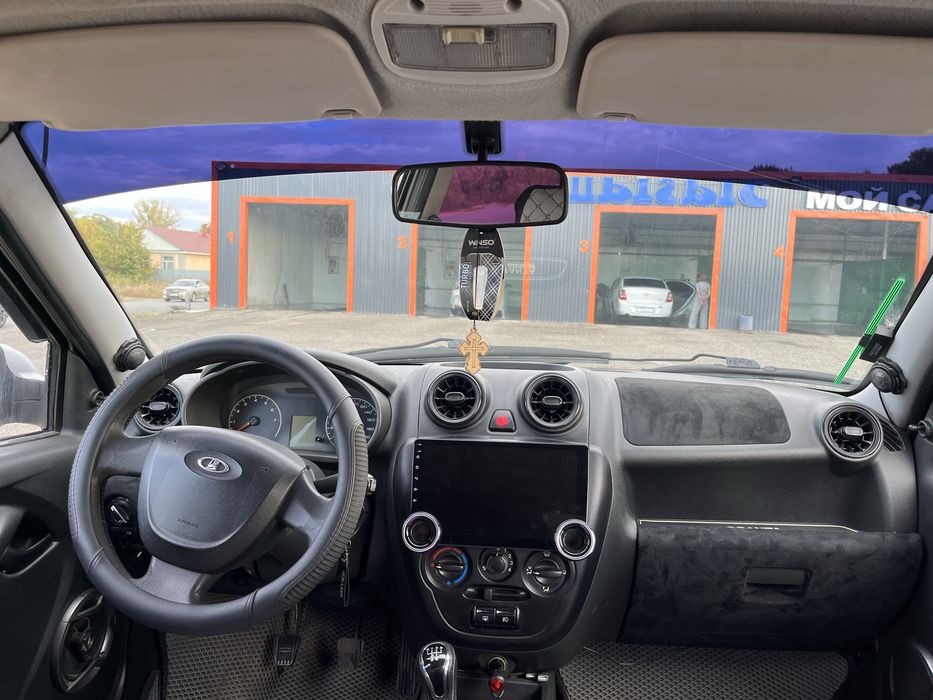 Лада гранта 2012 года