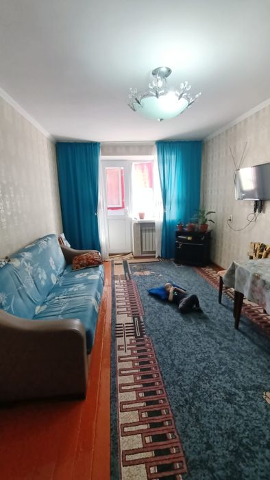 Продам 2ком.кв.на пр-т жамбыла дом 18