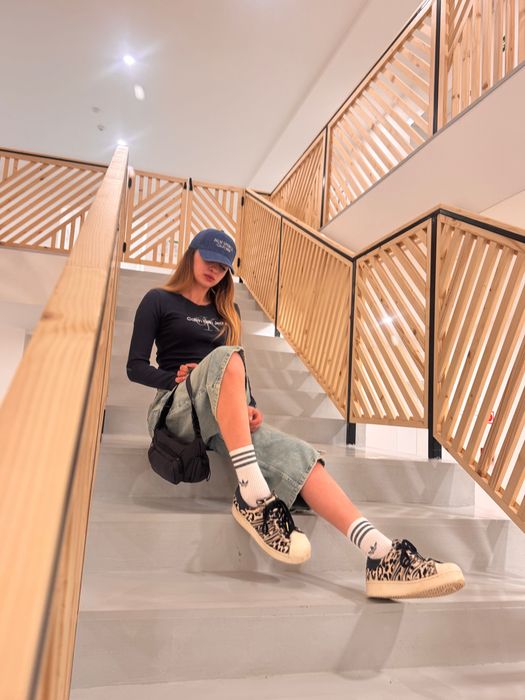 Дамски дънки топ модел