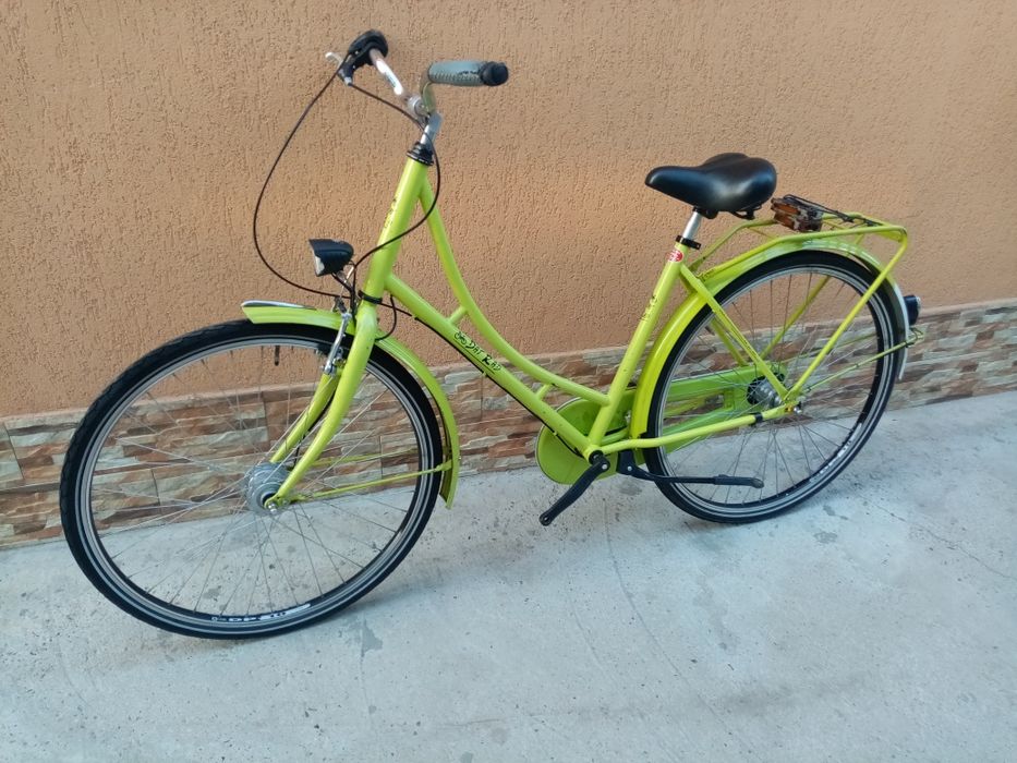 Bicicleta  dama cu dinam în butuc