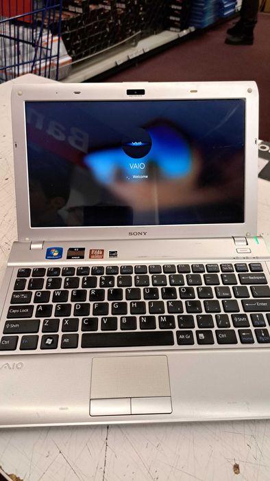 Laptop mini Sony Vaio VPCYB3V1E