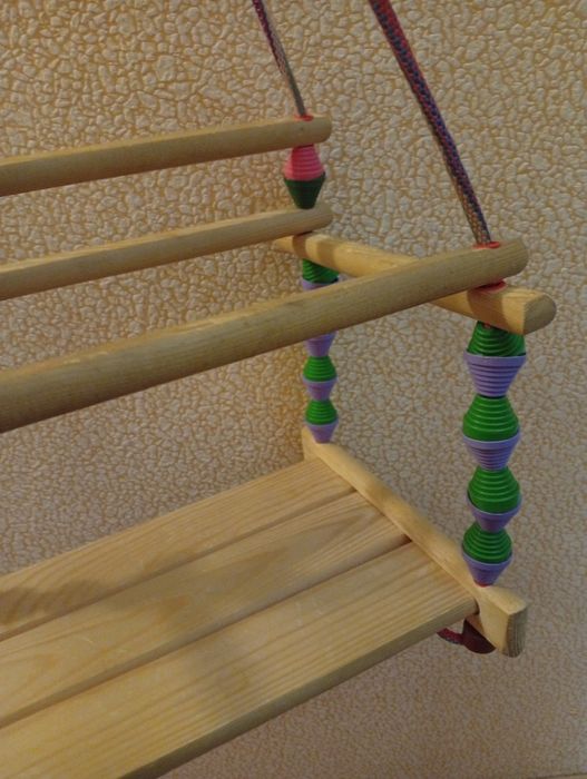 Продам качелю подвесную