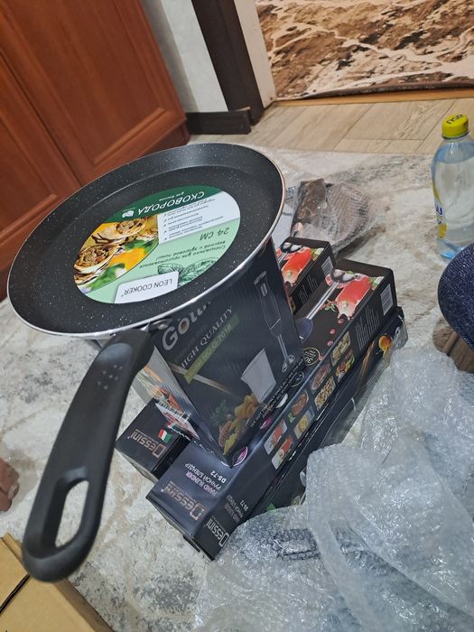 Продам блинницы термос