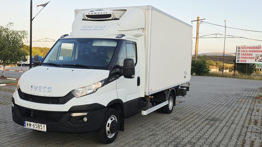 Iveco frigorific lift