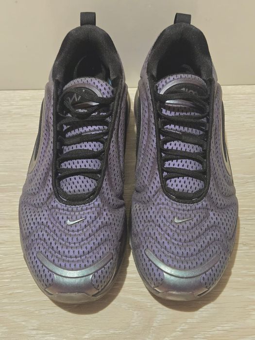 Adidas Nike Air Max 720          42.5