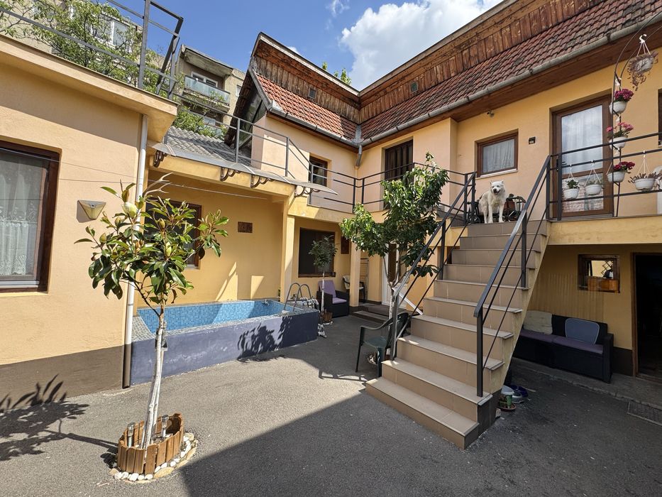 Casa de vanzare multifunctionala Iosia - Oradea
