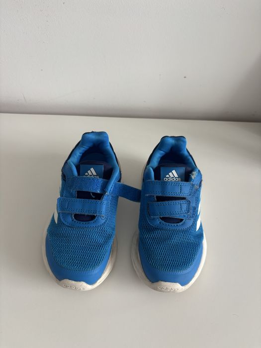 Adidasi Skechers si Adidas  marimea 28 si o pereche de cizme de ploaie 28