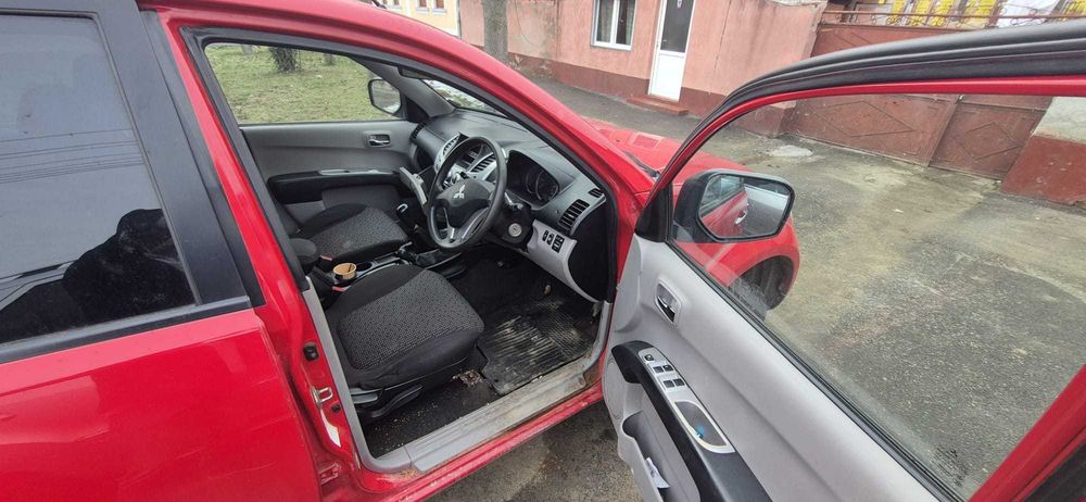 Mitsubishi L200 2.5 Diesel 2013 4x4