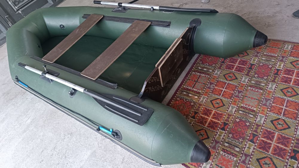 Резиновая лодка б/у