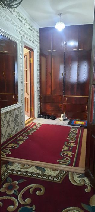 Kvartira dom sotiladi