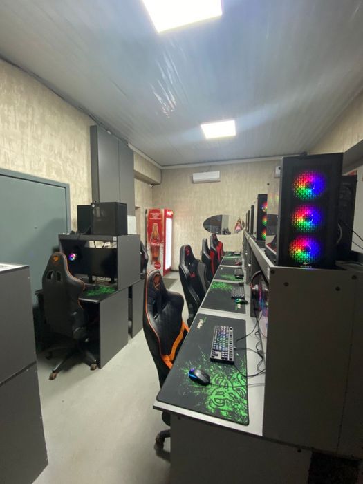 Продам компьютерный клуб